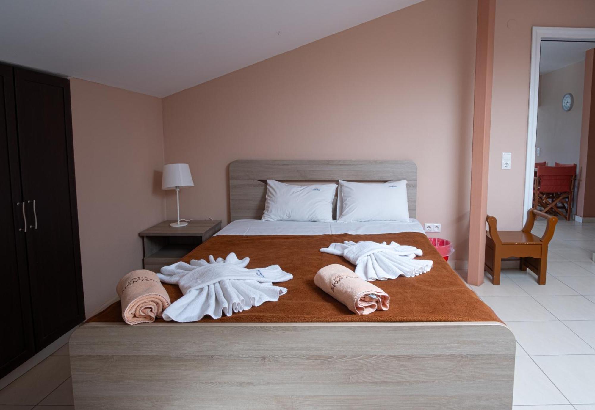 Hotel Dionysos Polichrono Polikhronon Exteriör bild
